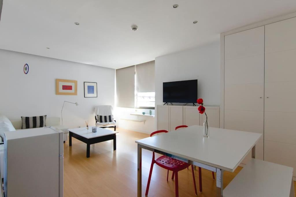 Beautiful Flat A Stone'S Throw From The Retiro-Vill Apartment Madrid Exterior photo